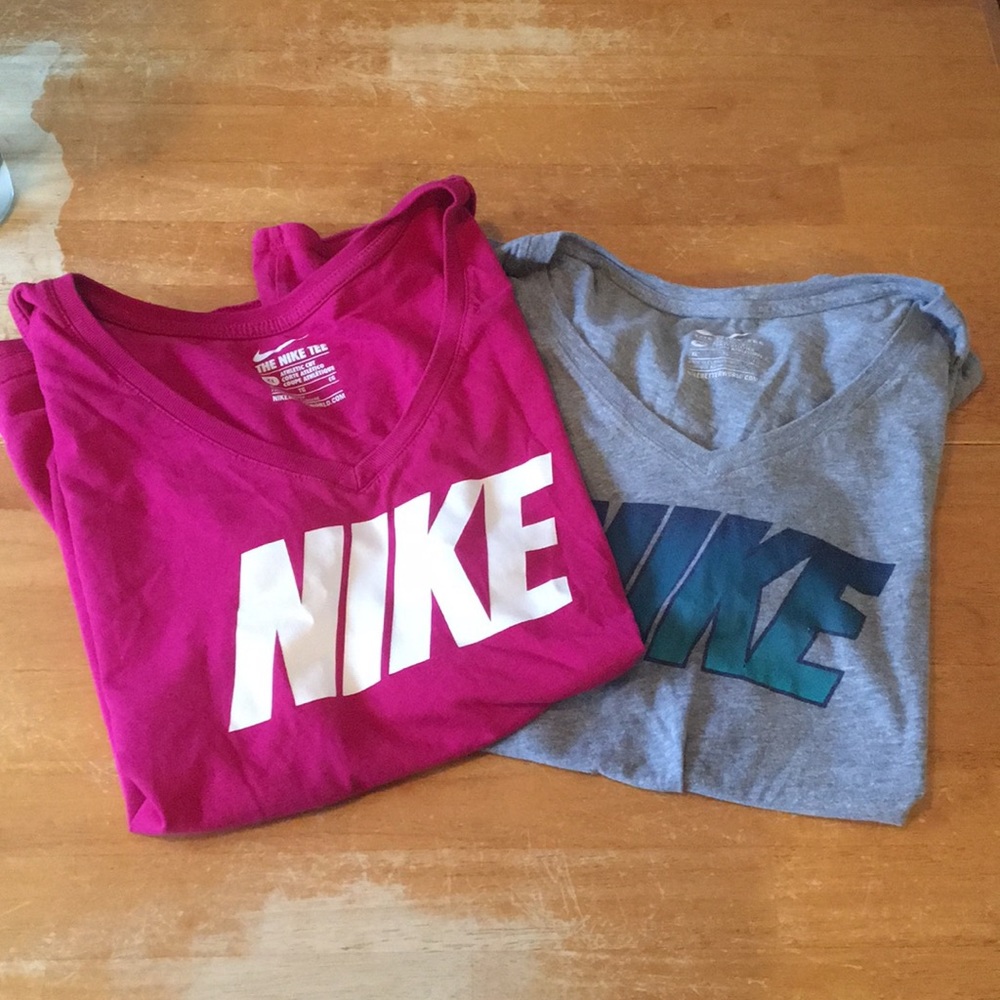 2 Nike T-Shirts